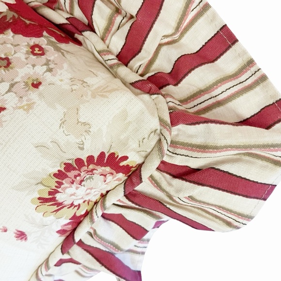 2 Waverly Garden Room Norfolk Rose Ruffle Throw Pillows Vintage - Picture 5 of 9